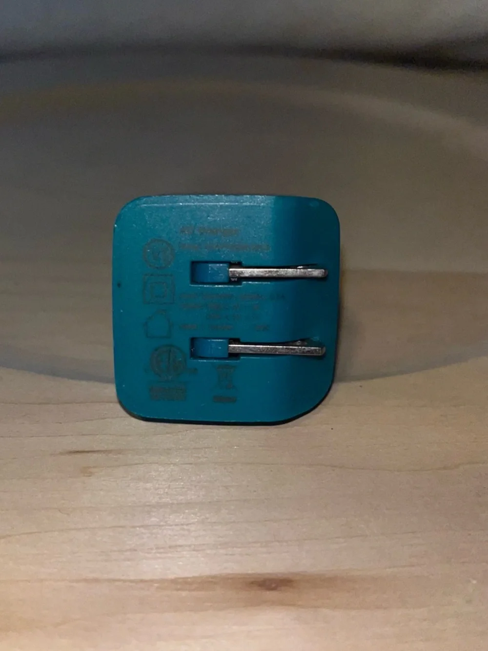 2-Port Charging Cube 20W USB-A & USB-C Ports